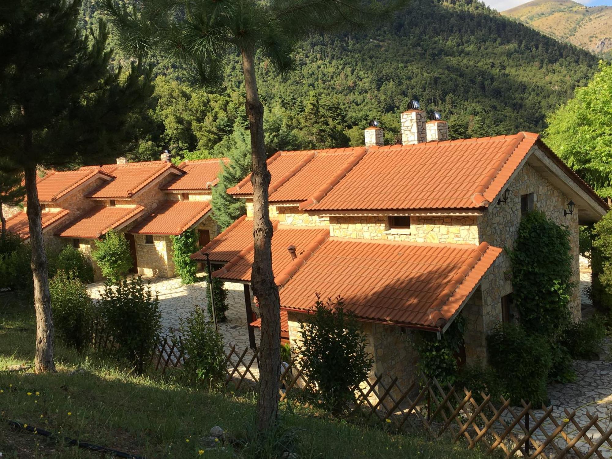 Georgio'S V Chalet Kalavrita Exterior foto